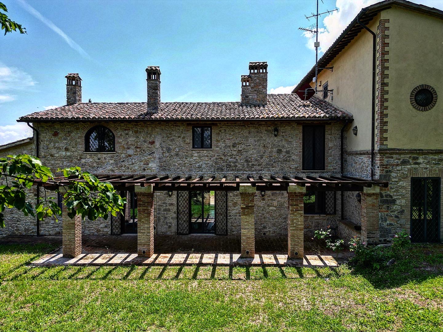 27C93FD6-34A9-4A71-B4FF-676D9CD18565