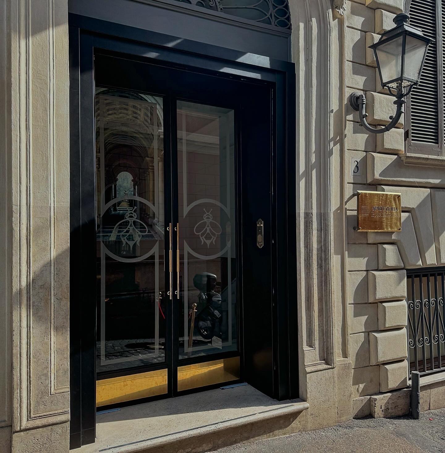 9D735B17-708F-4BA4-841E-98DE38C76C11