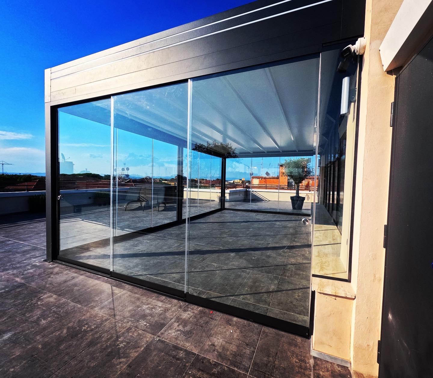 DCD592A4-C153-4E08-9A18-9F663F089044