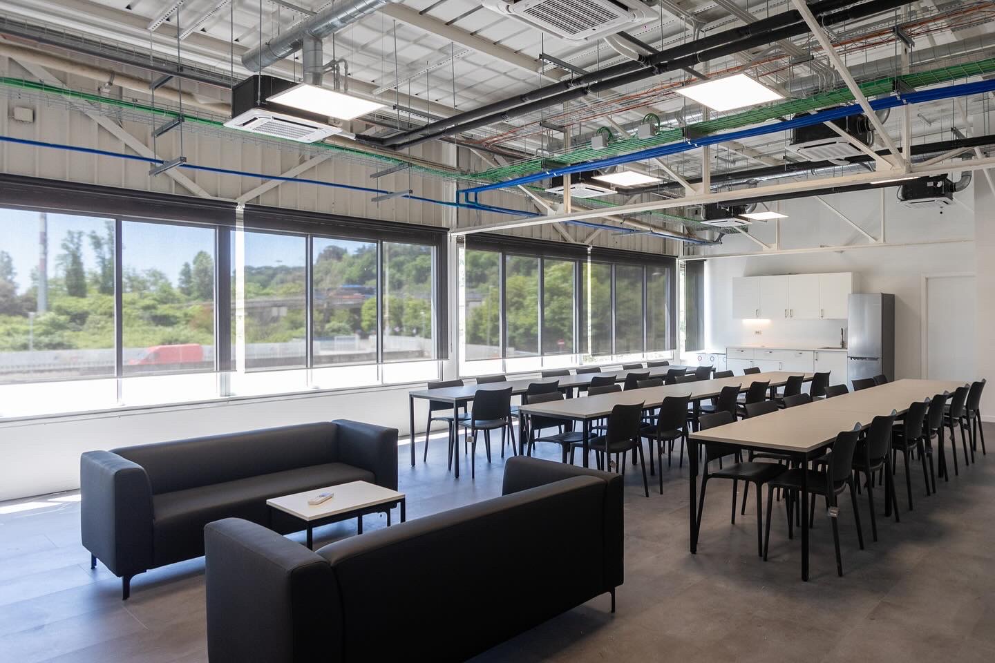 ED114FC8-D8C7-401A-B5DD-04A2A83541BF