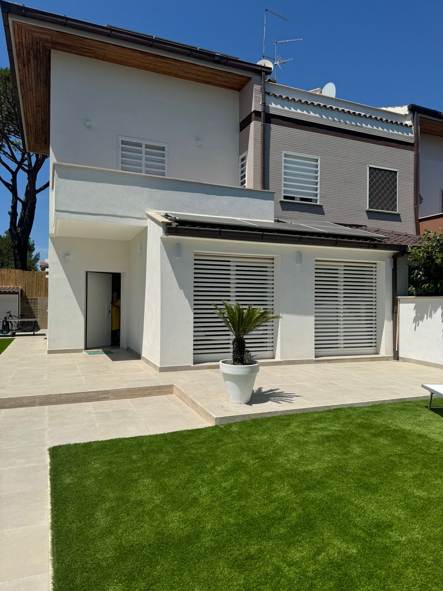 b3fd1651-5283-4f8e-93e3-449487b6591d