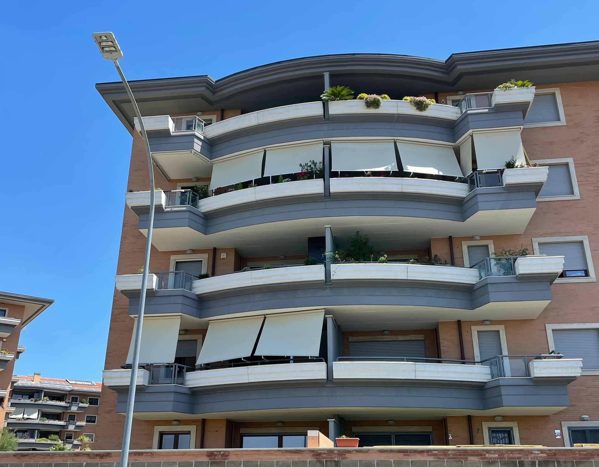 fa6b647f-5a64-443a-9d7f-f8033d217354